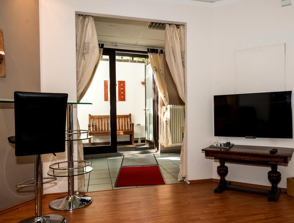 Garden House & East Park-Apartments Grossdorf  Bagian luar foto