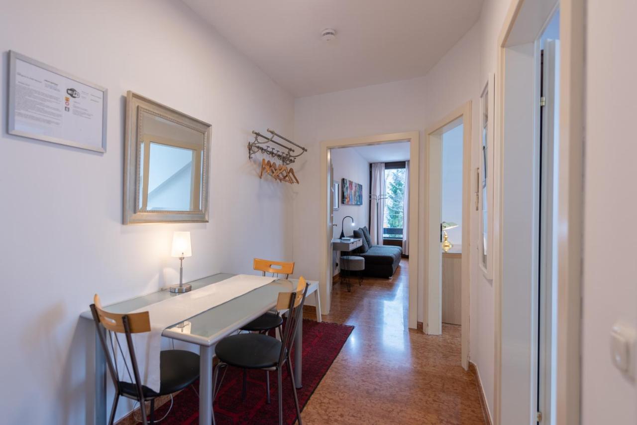 Garden House & East Park-Apartments Grossdorf  Bagian luar foto