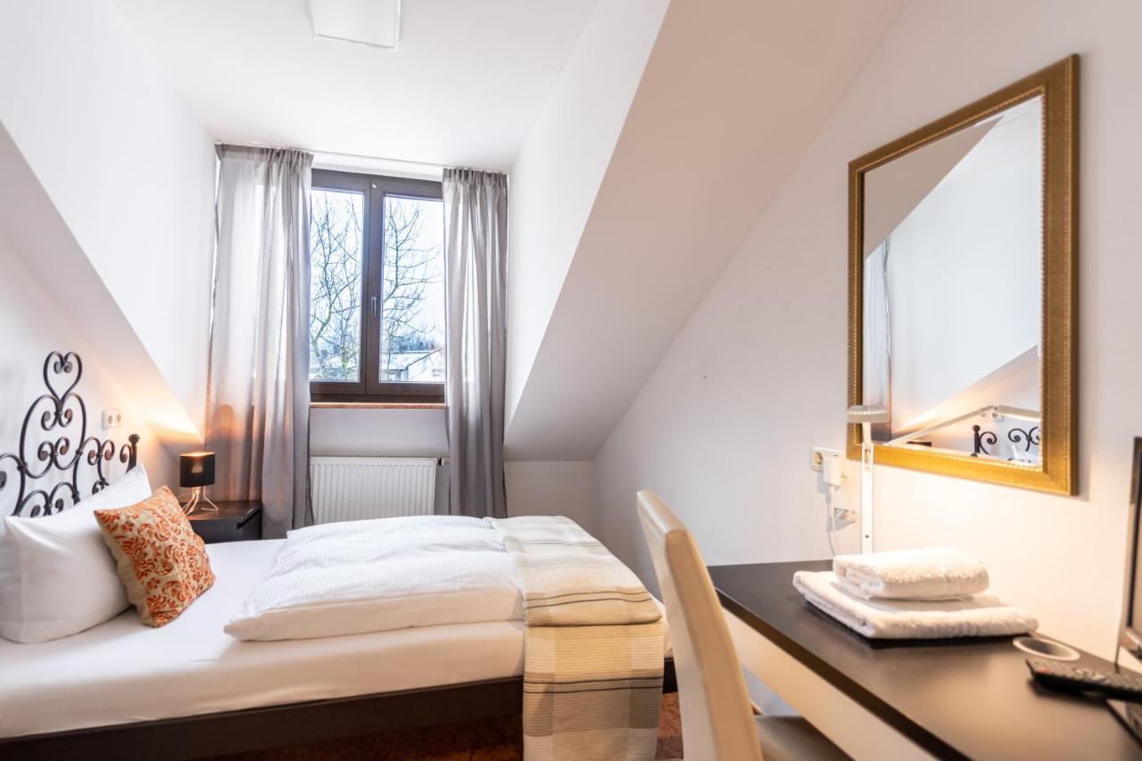 Garden House & East Park-Apartments Grossdorf  Bagian luar foto